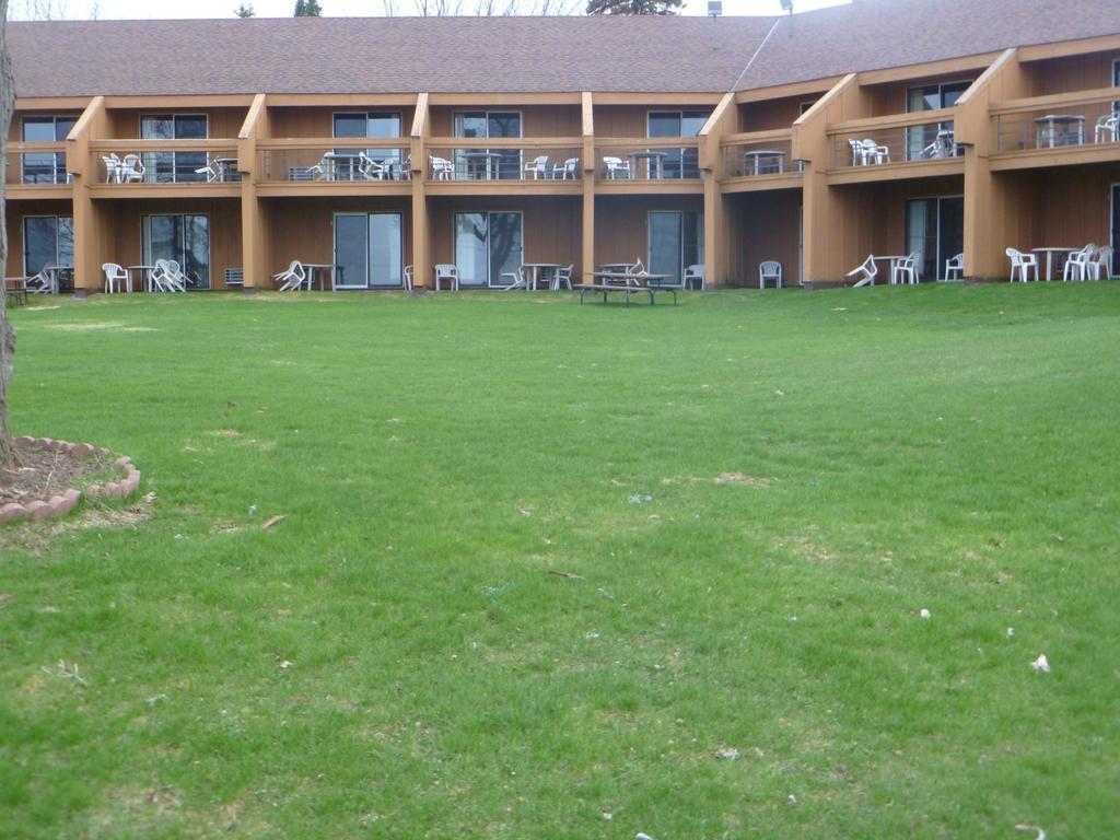 Timber Inn Motel Phillips Εξωτερικό φωτογραφία